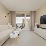 Exclusive With Parking & Balcony By Renters Prestige Apartmán Varšava