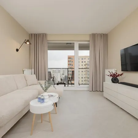 Exclusive With Parking & Balcony By Renters Prestige Apartment Warsaw