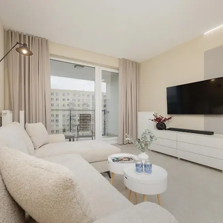 Exclusive With Parking & Balcony By Renters Prestige *