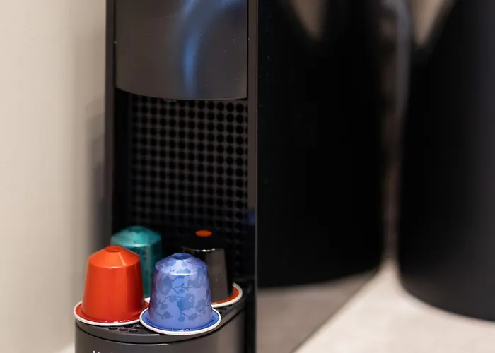 Exclusive With Parking & Balcony By Renters Prestige Апартаменты *