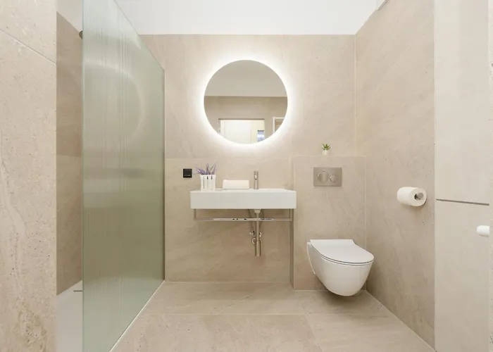 Exclusive With Parking & Balcony By Renters Prestige Апартаменты